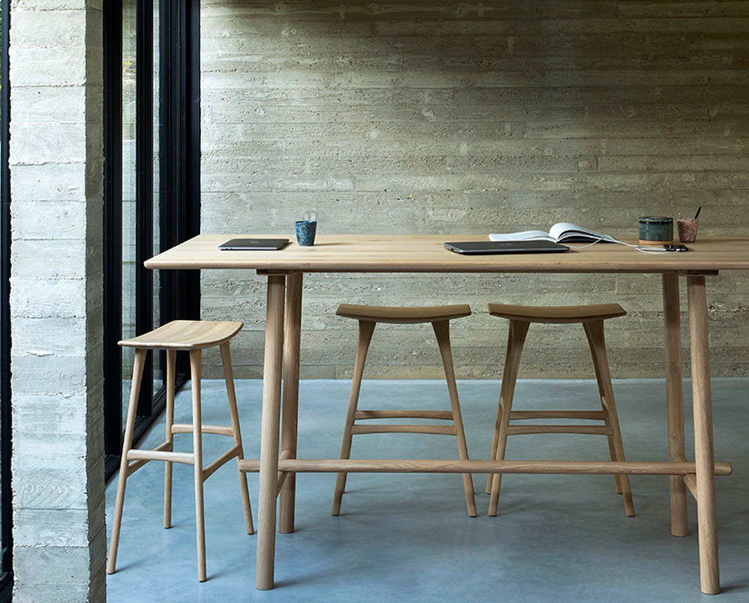 Osso-barpall-lackad-ek-53034-Ethnicraft