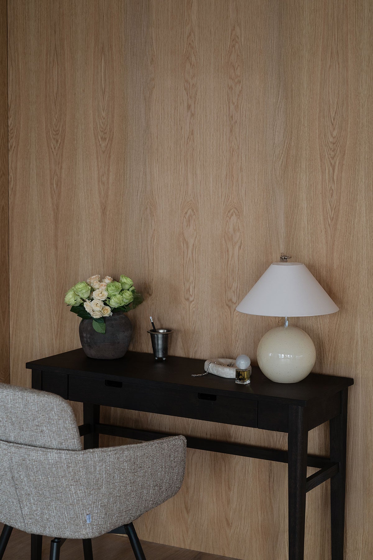 Rowico-Garrison-Console-Table-Brown-Oak-Lifestyle