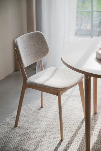 Rowico-Barrett-Chair-Beige-White-Oak-Lifestyle