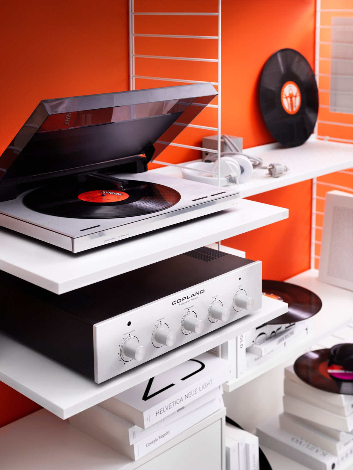 inspiration-string-system-living-room-white-2_portrait