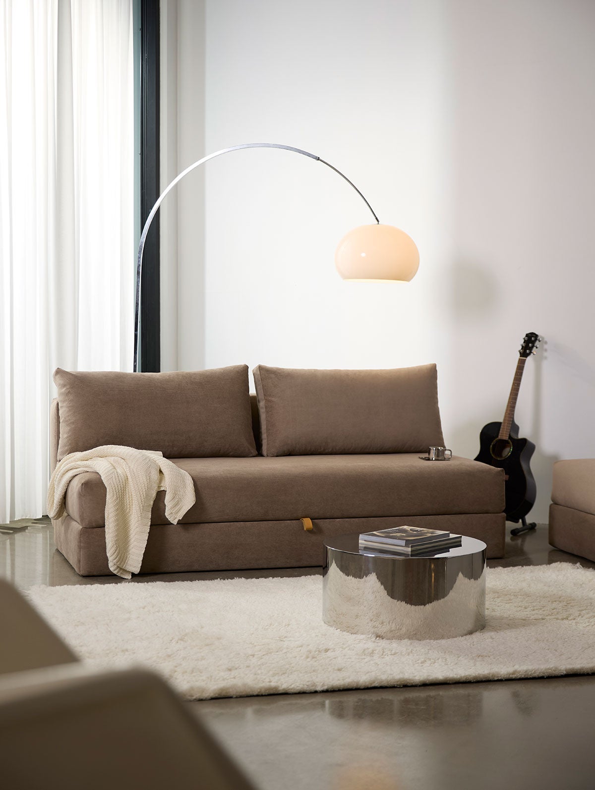 Innovation-Living-Tin-Drum-Bord-D60-Miljo