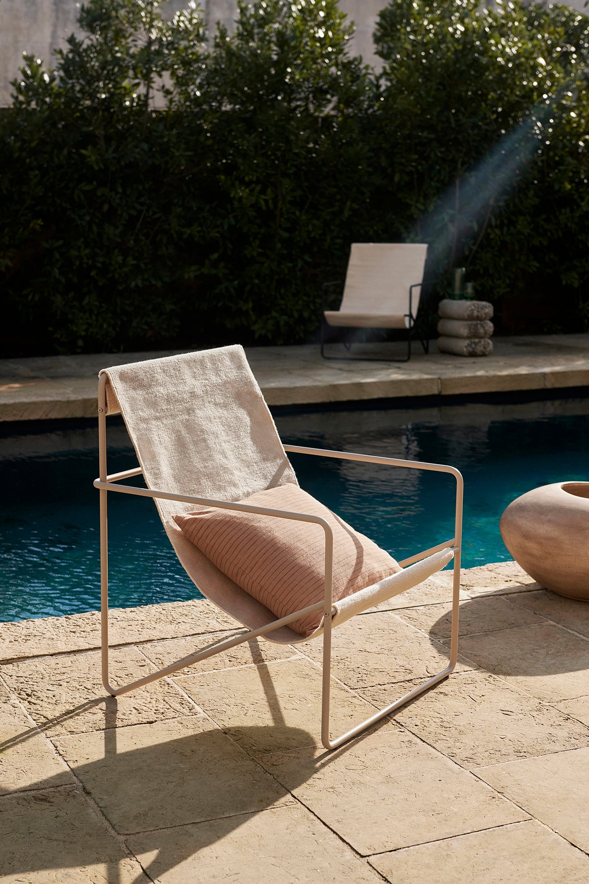 Ferm-Living-Desert-Lounge-Chair-Cashmere-Cloud-Lifestyle-1