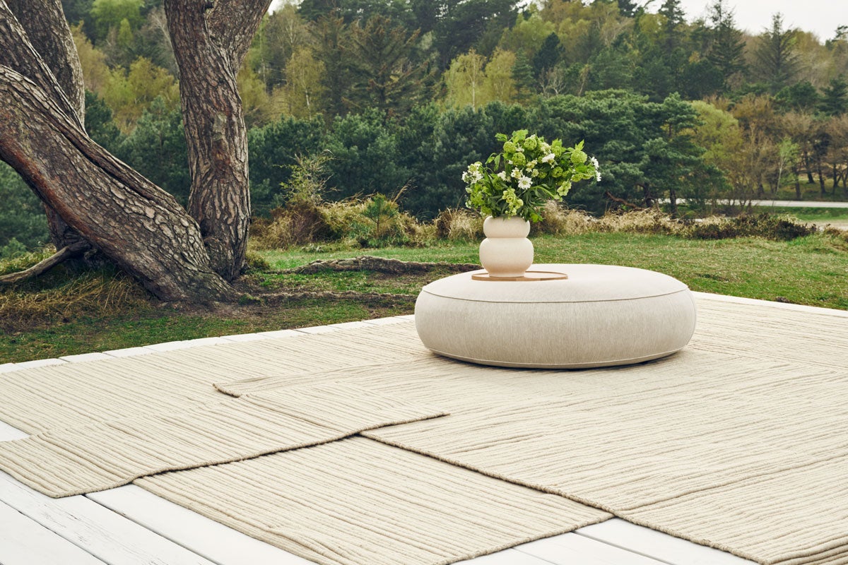 Bolia-Calm-Pouf-120-Brezza-Sand-Lifestyle-2