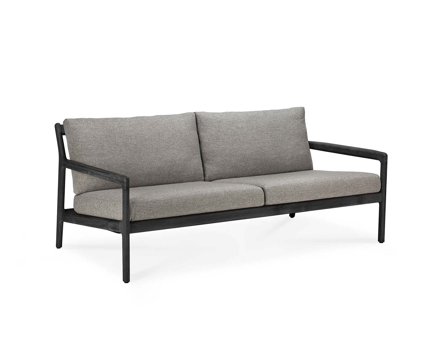 Jack udendørssofa til din terrasse! Lavet af sortbejdset teak med hynder i Mocha fra Ethnicraft.