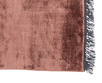 almeria-matta-wine-detaljbild-linie-design