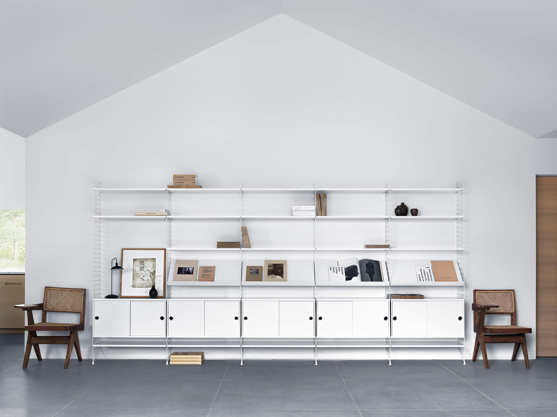 String_system-bookshelf-livingroom-white-1