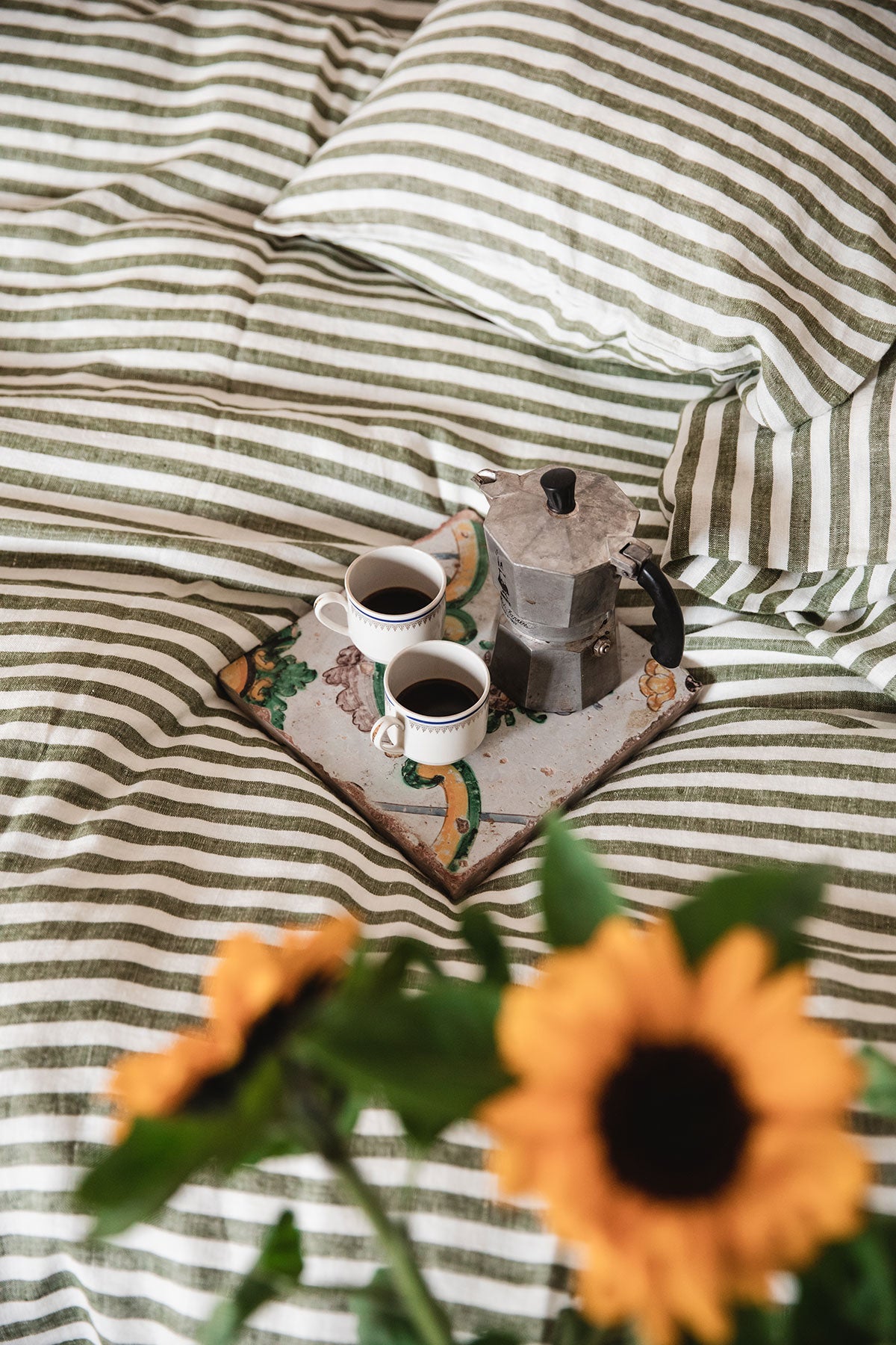 Lovely-Linen-Misty-Paslakan-Jeep-Green-Miljo_1