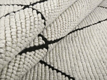 Casablanca-Matta-Vit-Svart-Detalj-Bargi_3