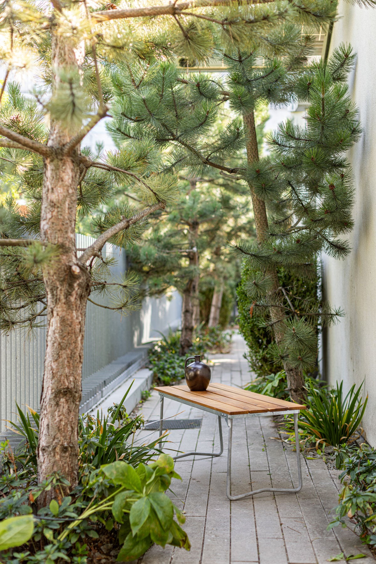 Grythyttan-Bank-8-Teak-Miljo