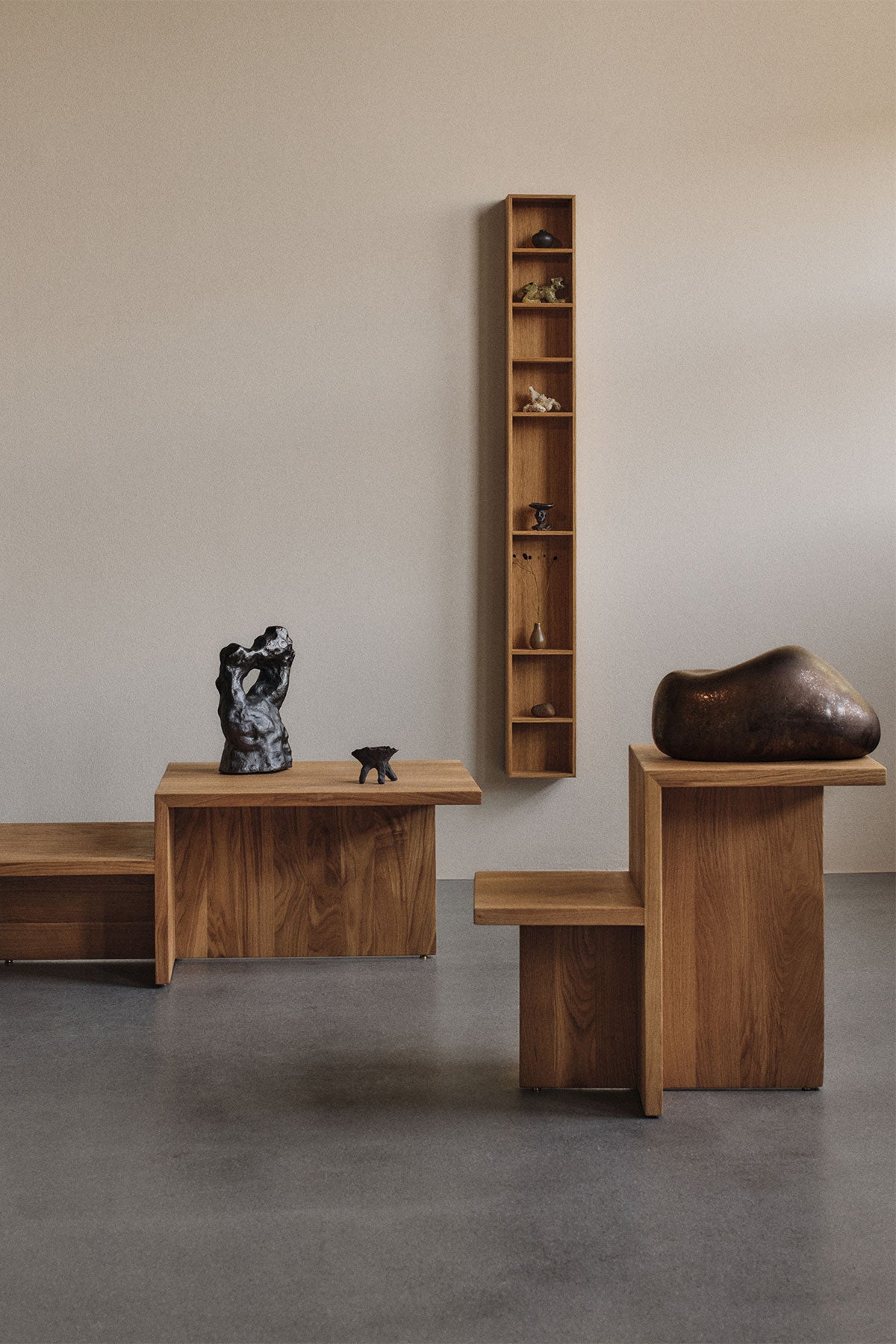 Ferm-Living-Distinct-Coffetable-Natural-Oak.Lifetyle2