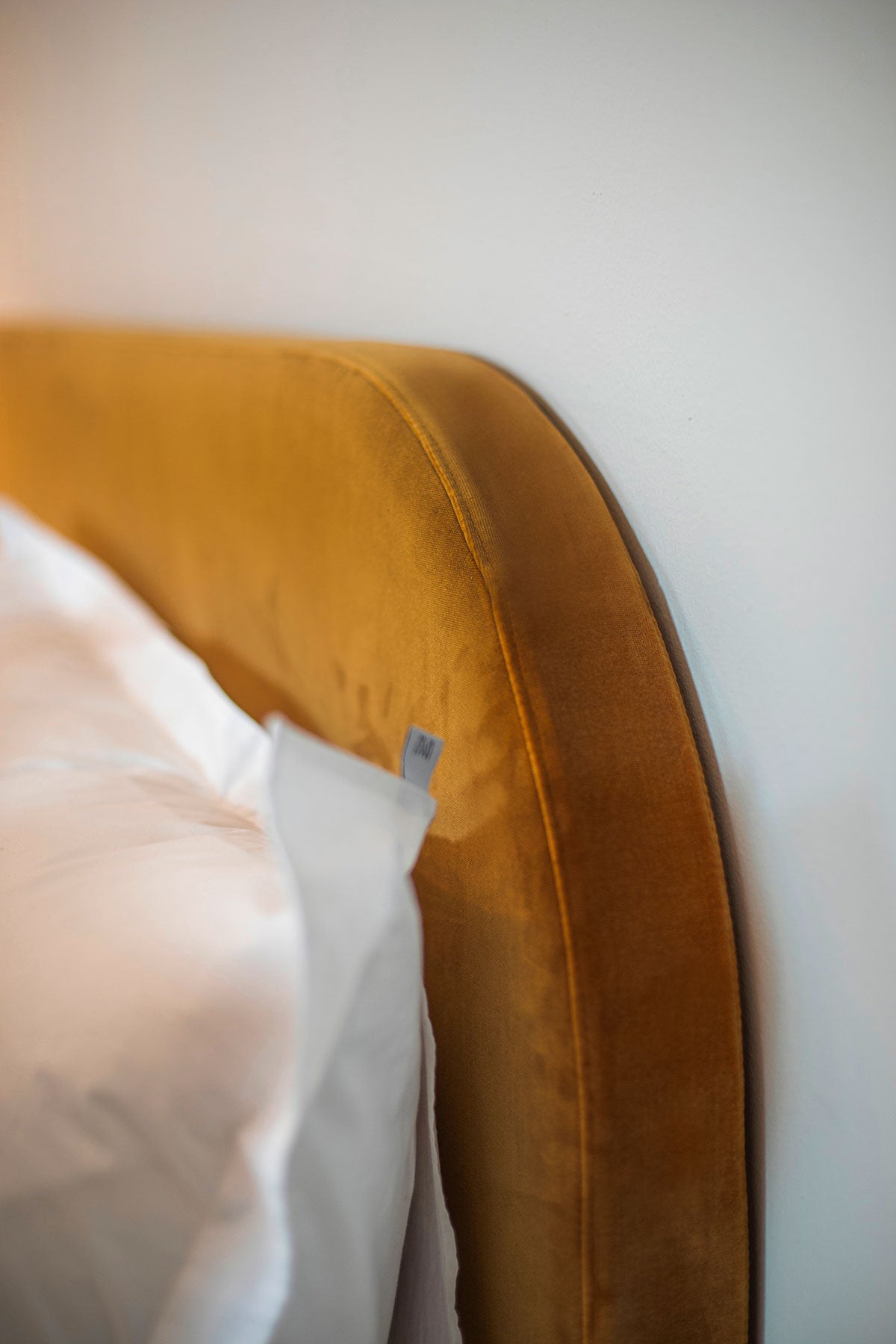 Mille-Notti-Bianca-Headboard-Velvet-Yellow-Lifestyle-1