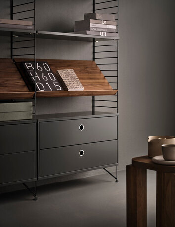 String-System-Morkgra-Miljo_2