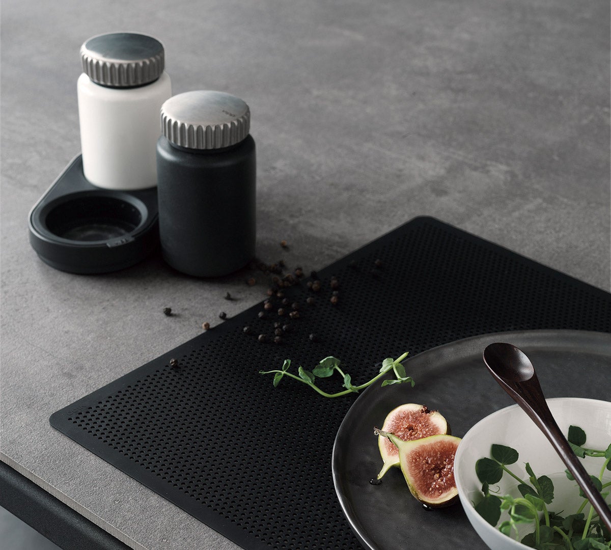 Vipp130_Placemat_Living02-high-(1)