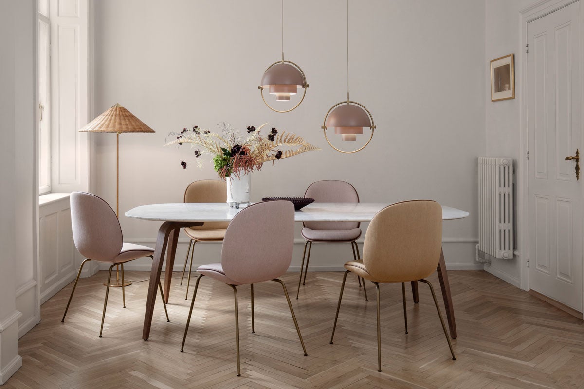 BeetleDiningChair_Multi-LitePendant_GubiDiningTable_