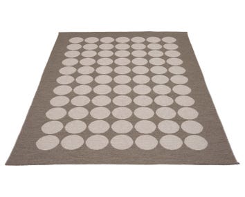 Pappelina-Hugo-Matta-Walnut-Linen-180x260