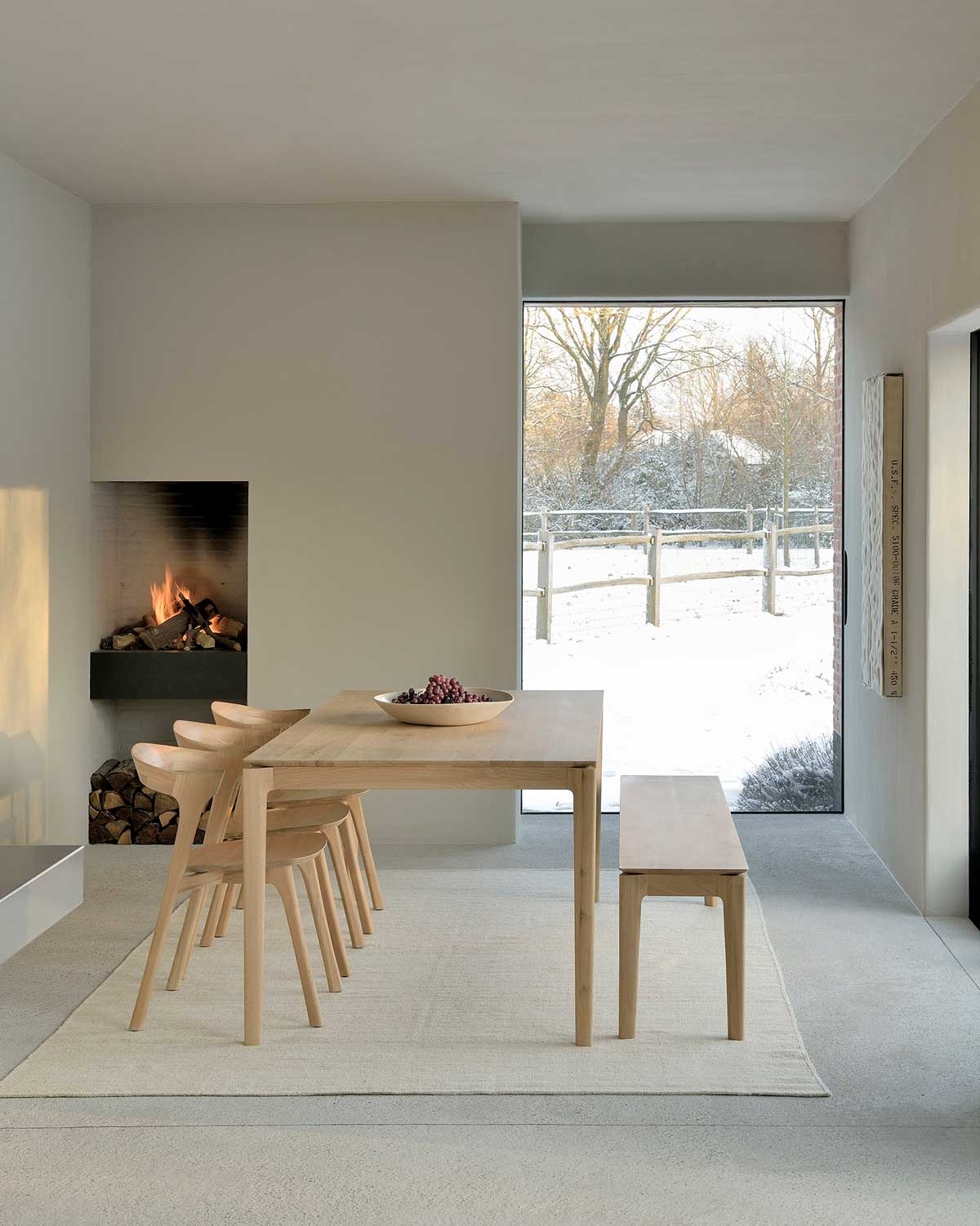 Ethnicraft-Bok-Dining-Table-Varnished-Oak-200x95-Lifestyle