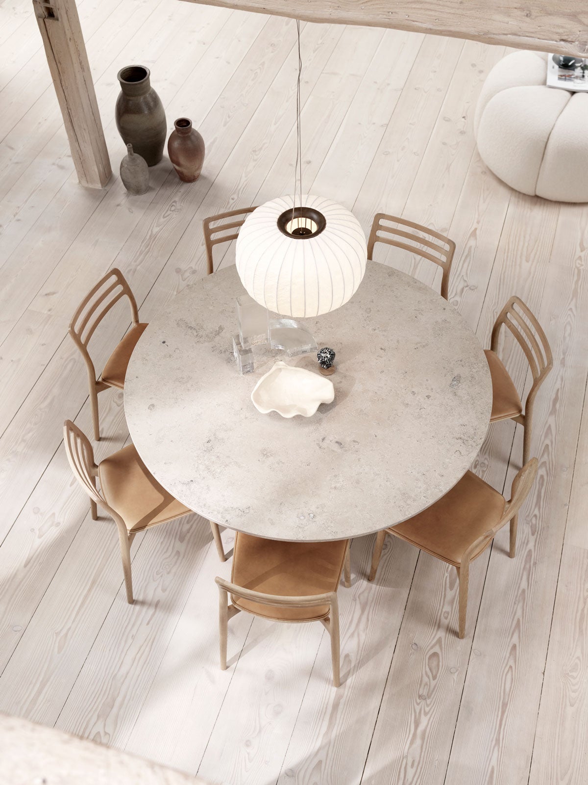 Vipp-495-Cabin-Round-Table-Light-Oak