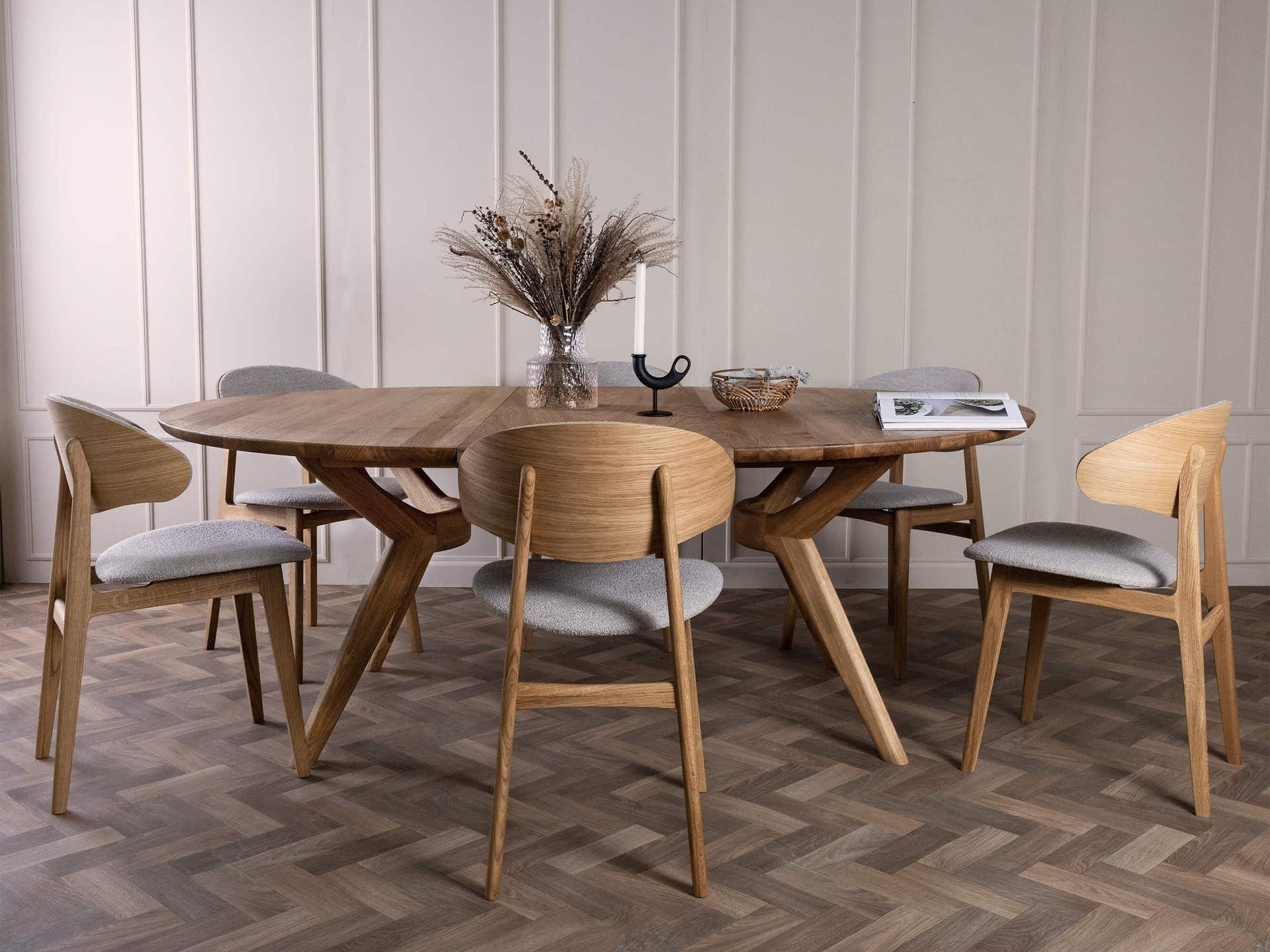 Inspiration-planera-matplatsen-ratt_AMELIA-runtmabord-ek-c4.jpg Inspiration-planera-matplatsen-ratt_AMELIA-runtmabord-ek-c4