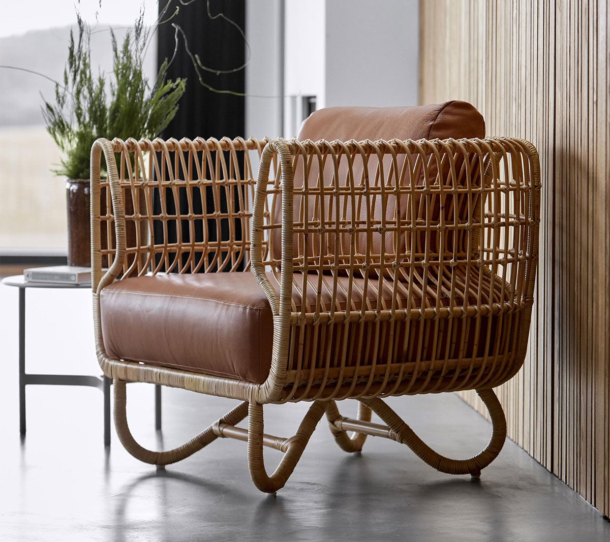 Nest_Lounge_Chair_Caneline_Environment_1