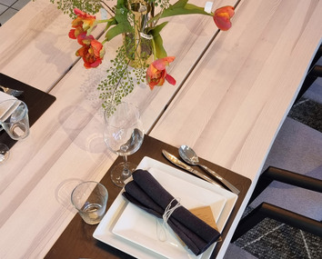 Forest-matbord-detaljbild-1