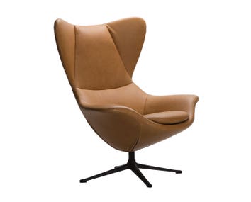 Stilo Lænestol i læderet Nature Cognac med ben i sort aluminium