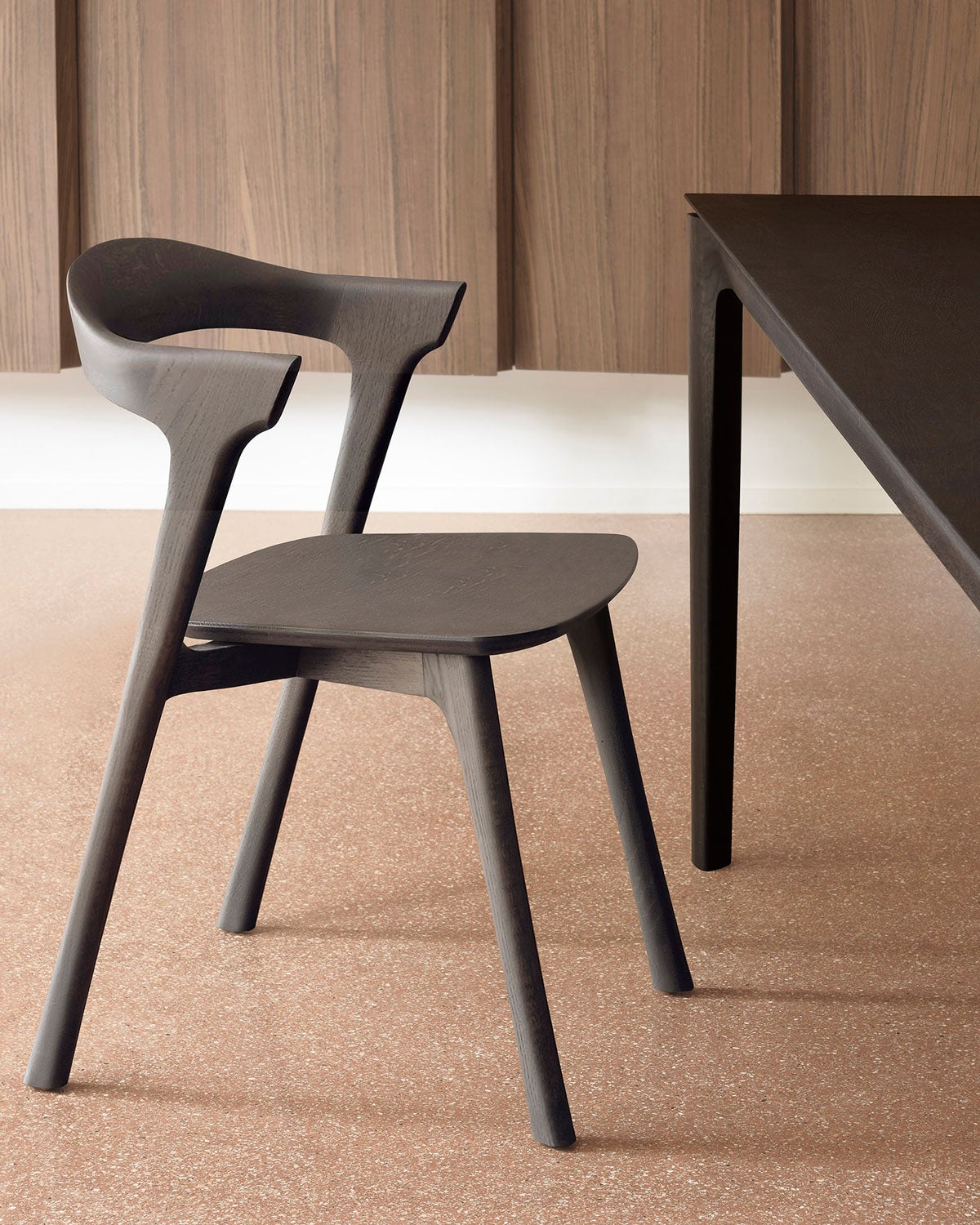 Bok-Chair-Varnished-Brown-Oak-Miljo