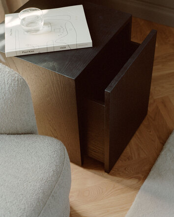 New-Works_Lifestyle_40935_Mass-Side-Table_Black-Oak_2