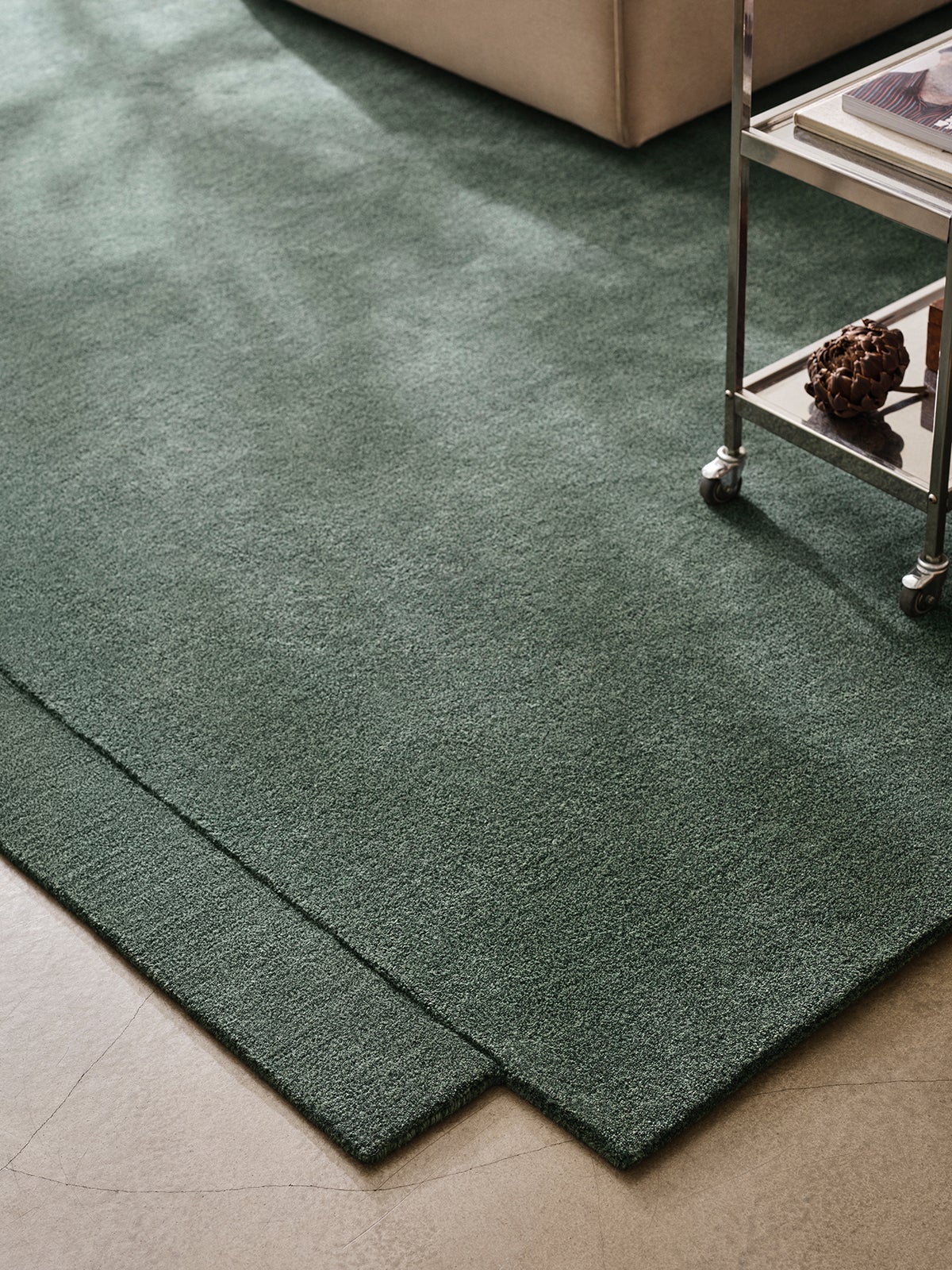 Design-House-Stockholm-Level-Rug-Green-Lifestyle-1