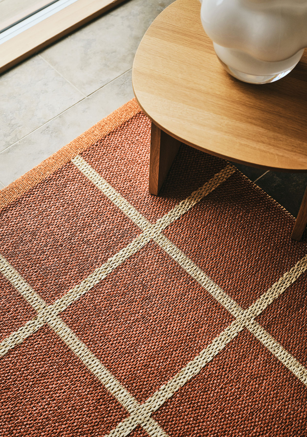 Pappelina-Criss-Pop-Runner-Brick-Lifestyle-1