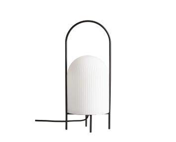 137016_WOUD_Ghost-table-lamp_1_exposed