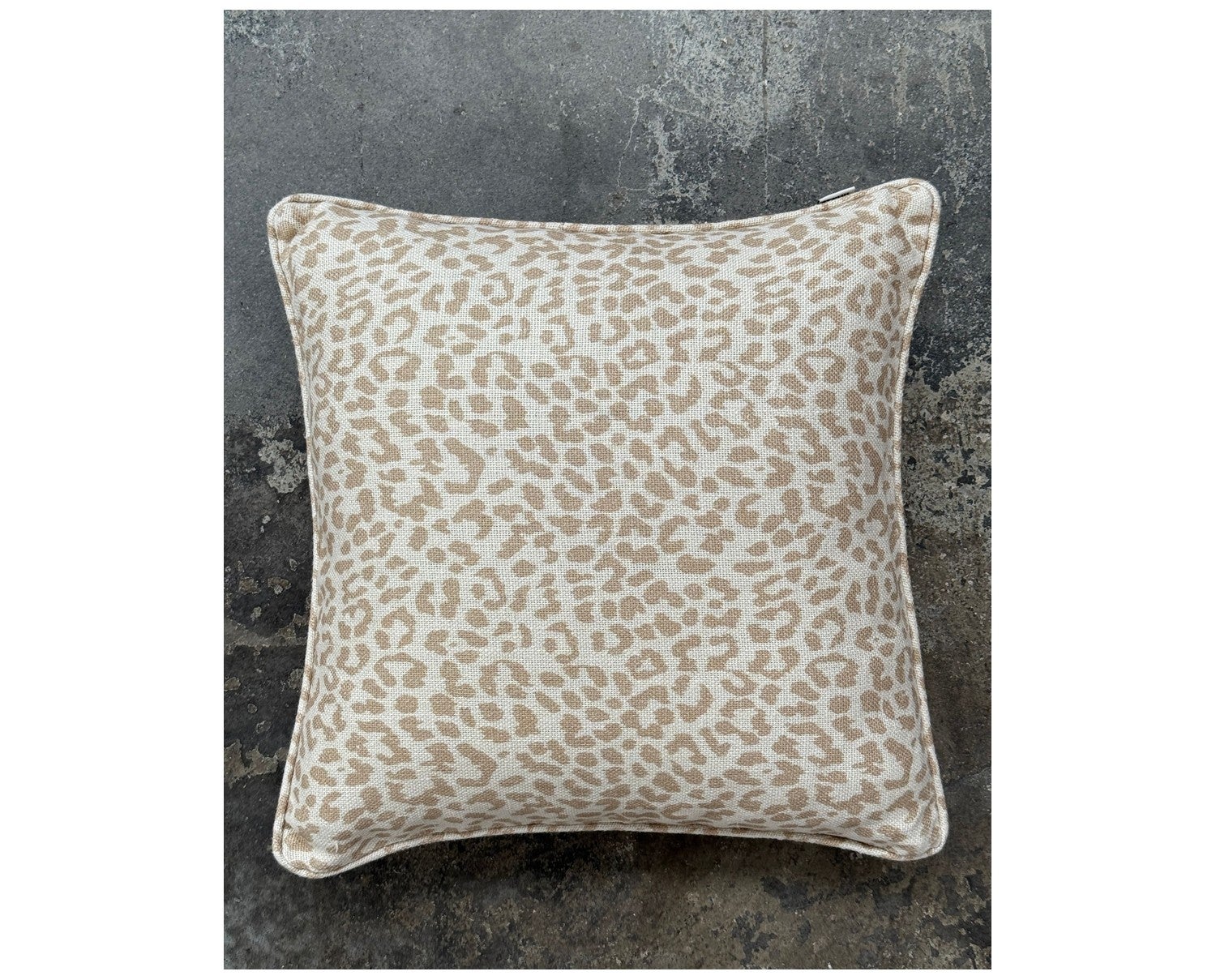 Norell-Leopard-Cushion-1