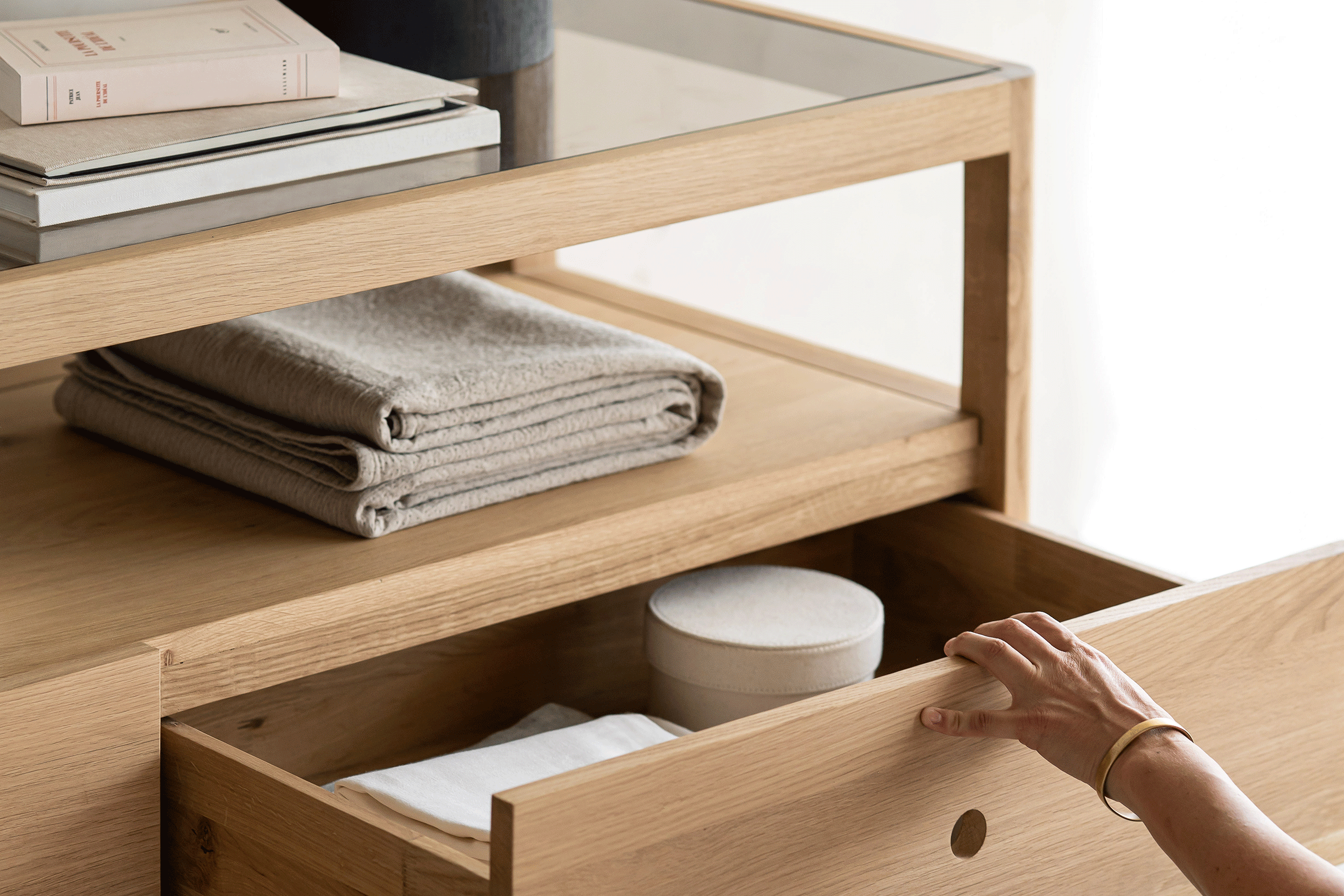 Kommode Spindle fra Ethnicraft.