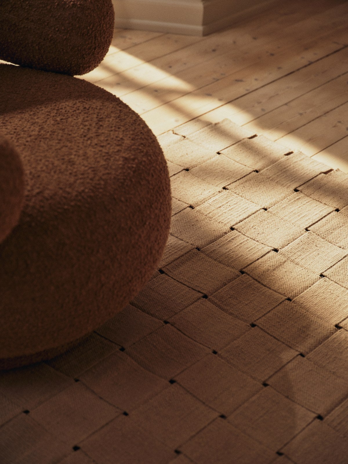 Ferm-Living-Foundation-Rug-Lifestyle-env