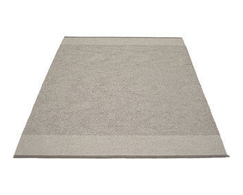 Edit-Matta-Charcoal_Warm-Grey_Stone-Metallic-180x260-cm