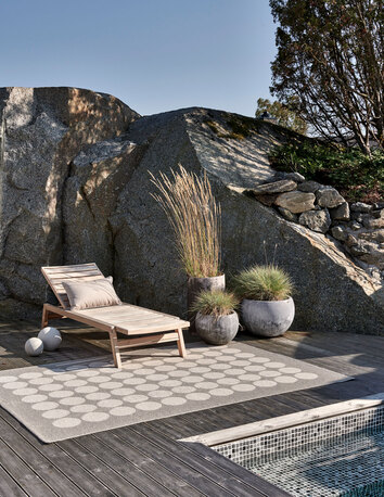 Pappelina-Hugo-Matta-Linen-Vanilla-180x260-Miljo_2