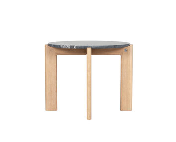 Iris sofabord i størrelsen Small med bordplade i Pietra Grey marmor og bordben i hvidbetset eg