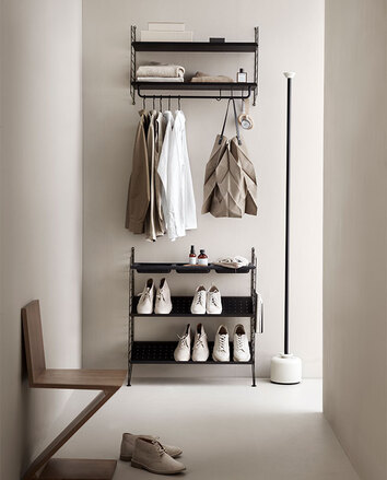 string-system-hallway-black-beigebackround_portrait