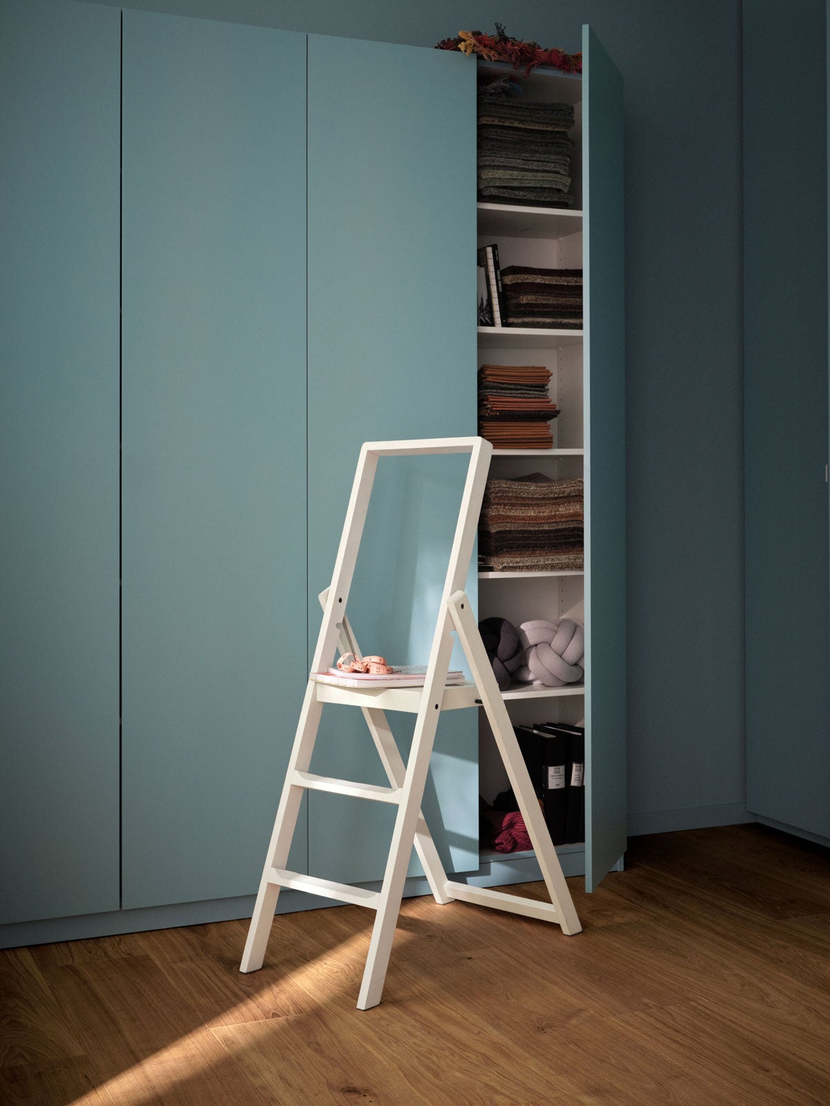 Step Stige | Hvidbejdset | Design House Stockholm | Tibergs Møbler