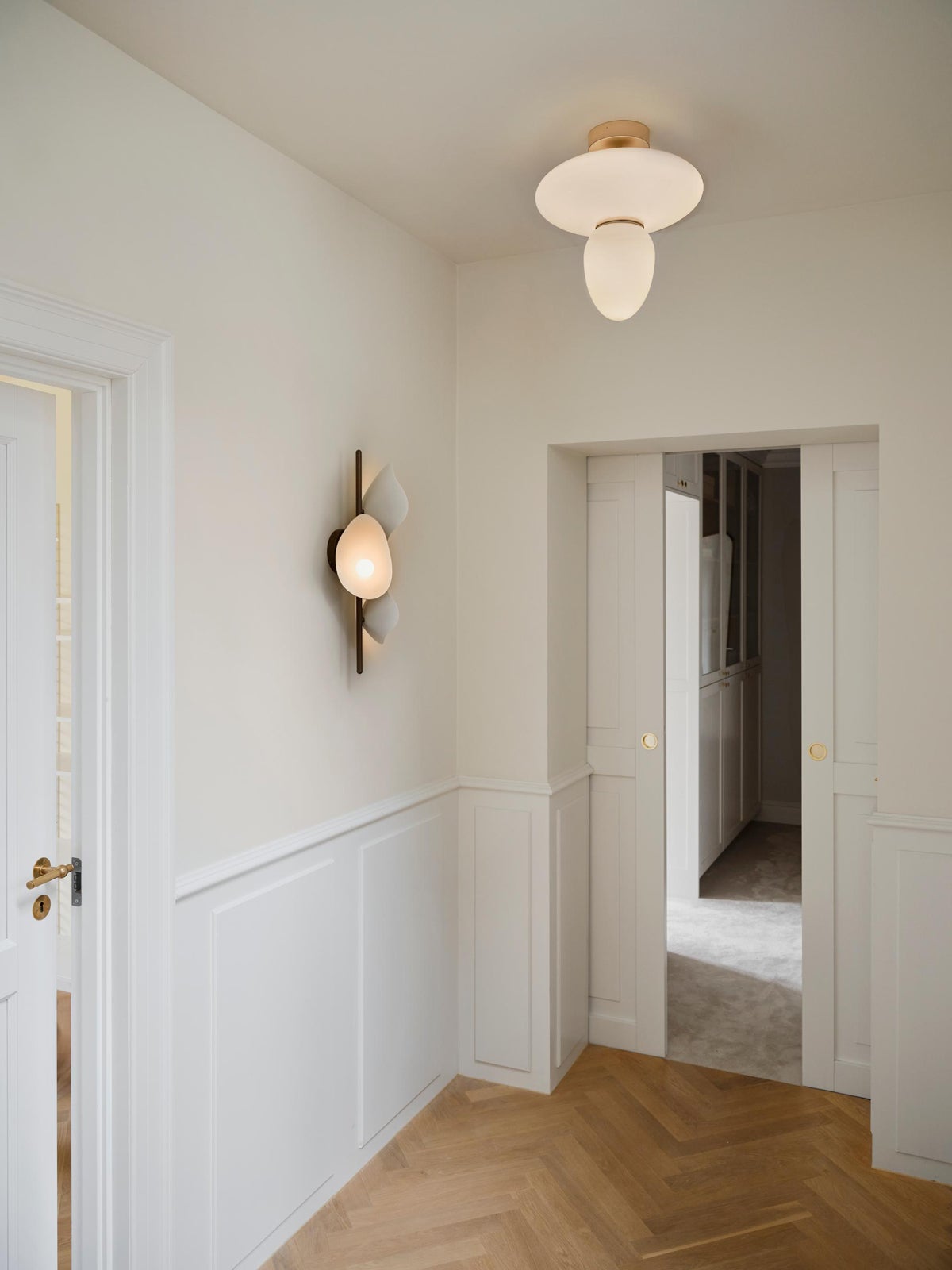 Nuura-Rizzatto-42-Ceiling-Lamp-Satin-Brass-Opal-Lifestyle