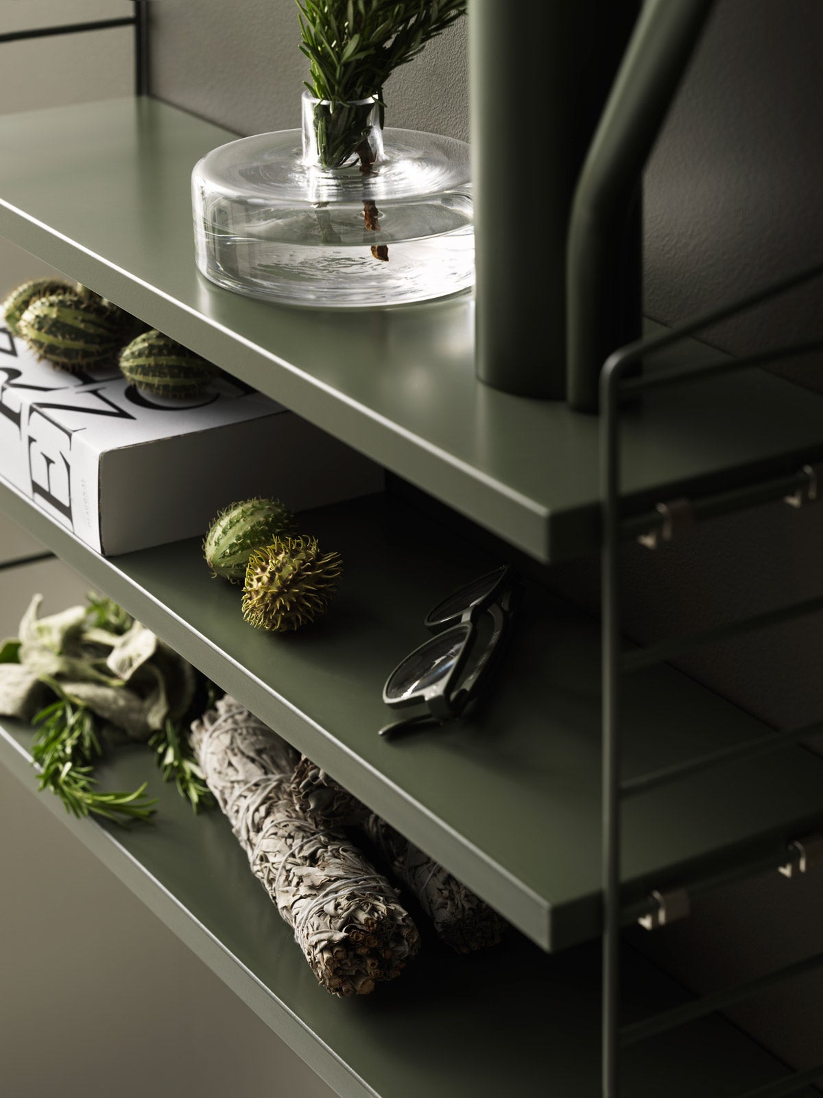 inspiration-string-pocket-sage-living-room-kitchen-5-portrait