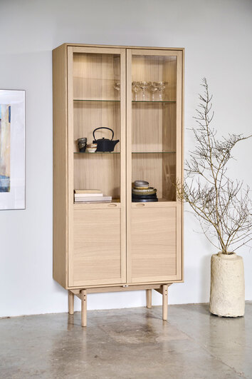 PBJ-Aeris-Vitrinskap-Miljobild