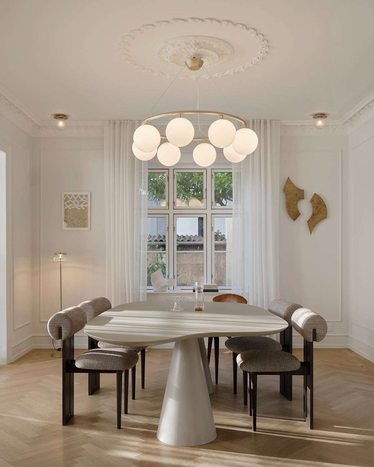 Nuura-Miira-8-Circular-Chandelier-Brass-Opal-Lifestyle
