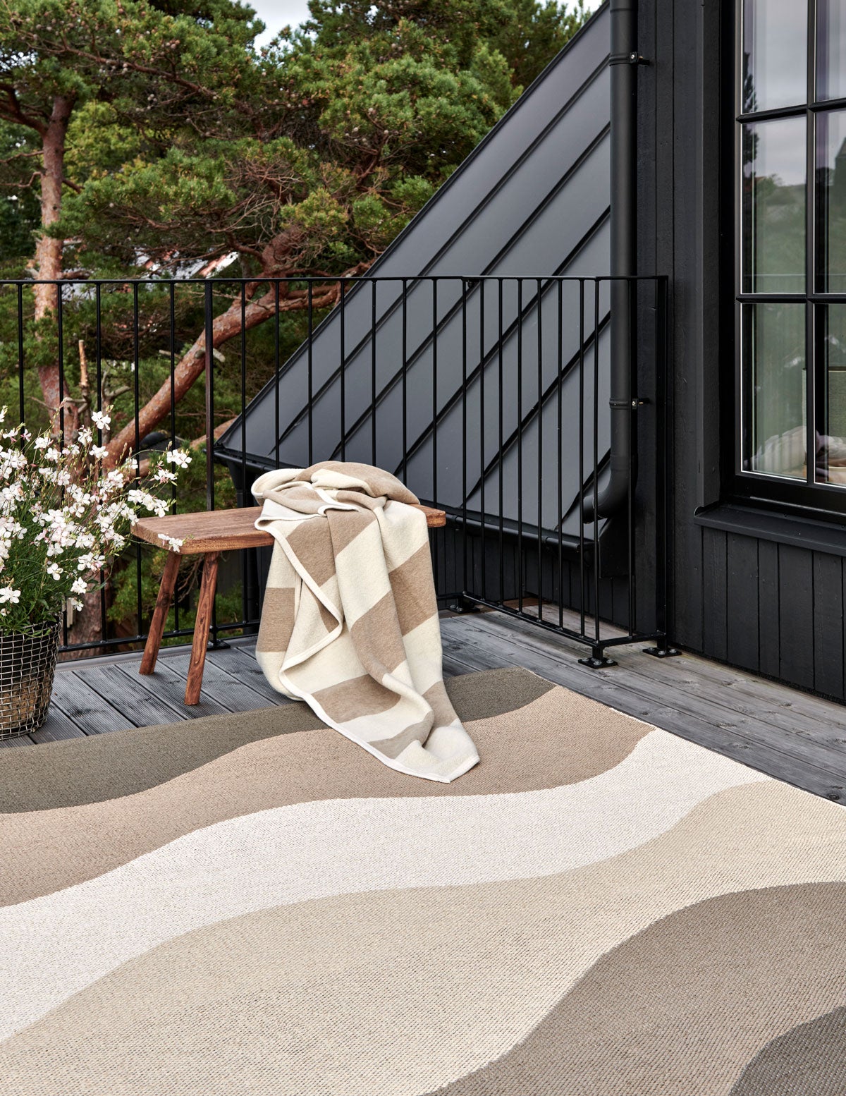 Pappelina-Bob-Filt-Mud-Urvi-Matta-Earth-Miljo