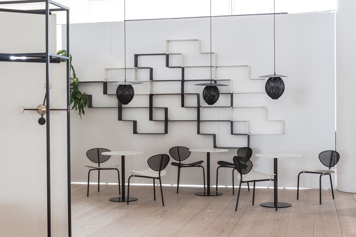 Nagasaki-Chair_Satellite-Pendant_Dédal-Shelf