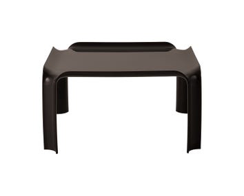 Gubi-T877-Side-Table-10132010-1
