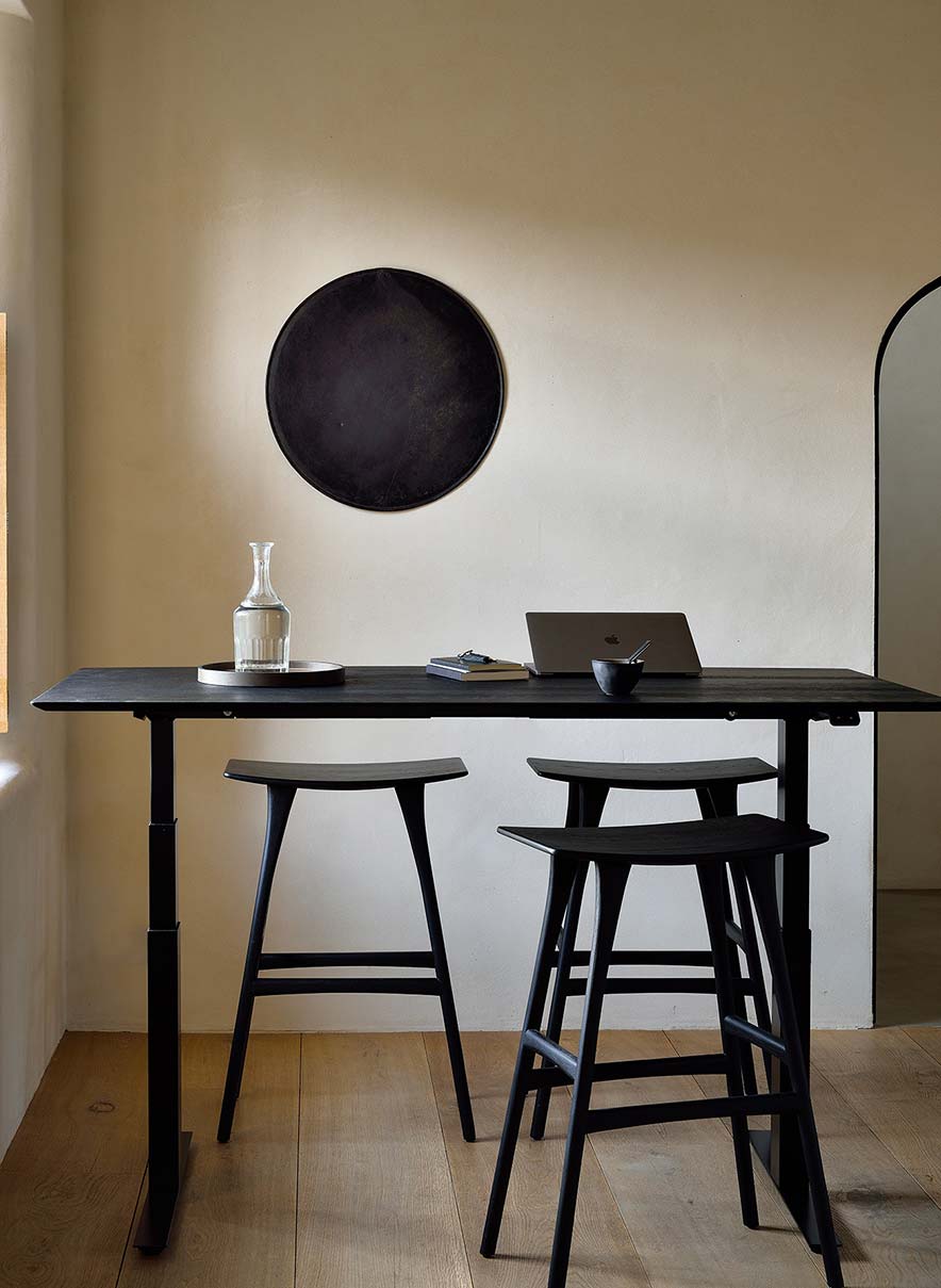 Osso-barpall-svartlackad-ek-79-Miljo-53041-Ethnicraft