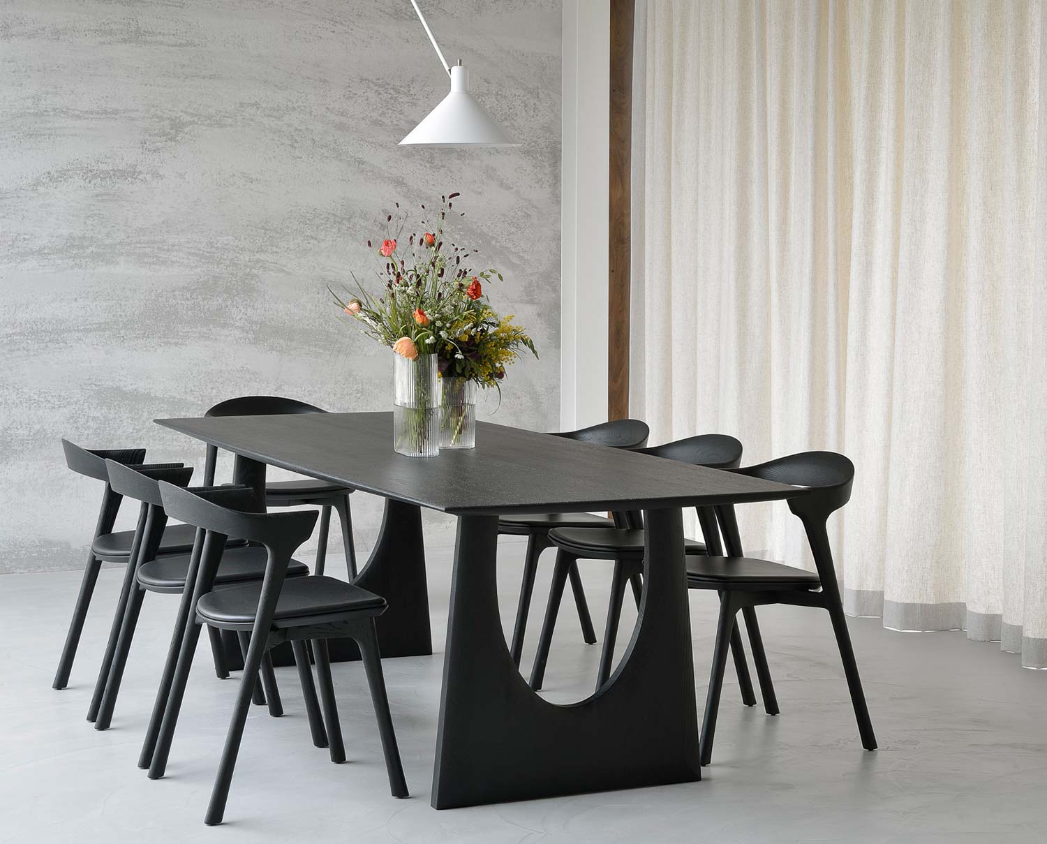 Geometric-matbord-55014-miljo-Ethnicraft