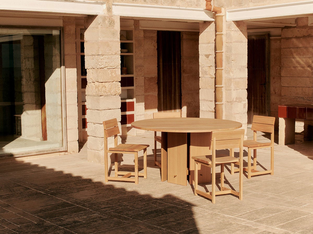 Ferm-Living-Aukko-Dining-Table-Vist-Chair-Lifestyle