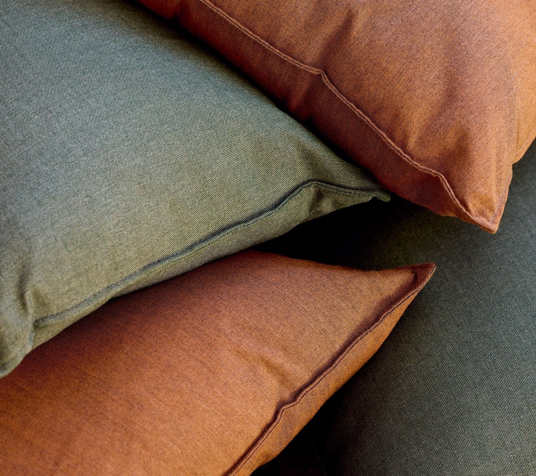 Cane-line-miljo-Cane-line_Delight_scatter_cushion_7481_f9dc89a9-79b4-4e63-a7d2-9b40a5c21ed2
