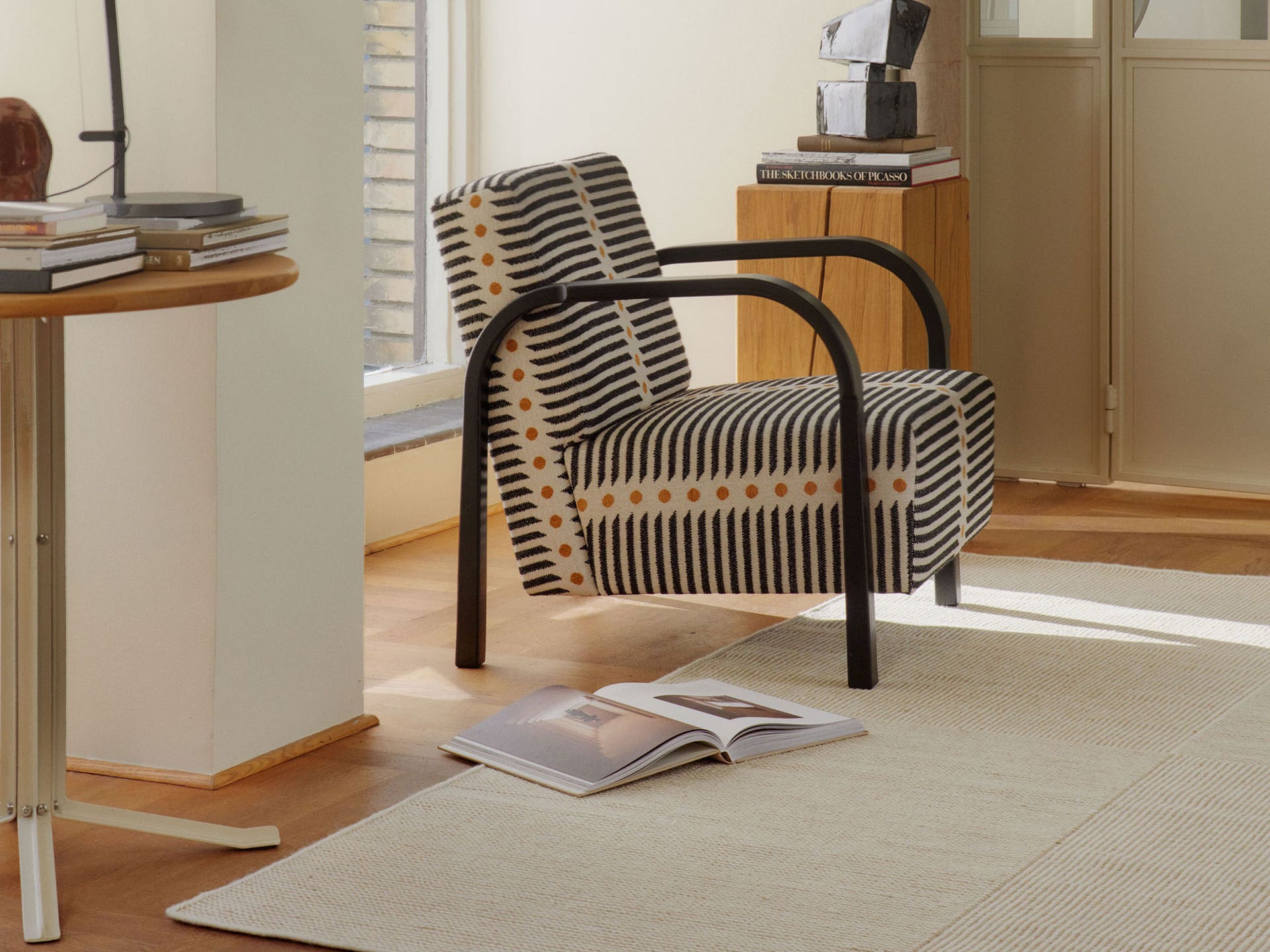 Linie-Design-Kent-Rug-Lifestyle.jpg Linie-Design-Kent-Rug-Lifestyle